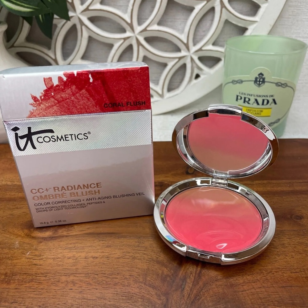 IT Cosmetics CC+ Radiance Ombre Blush - Pink Coral